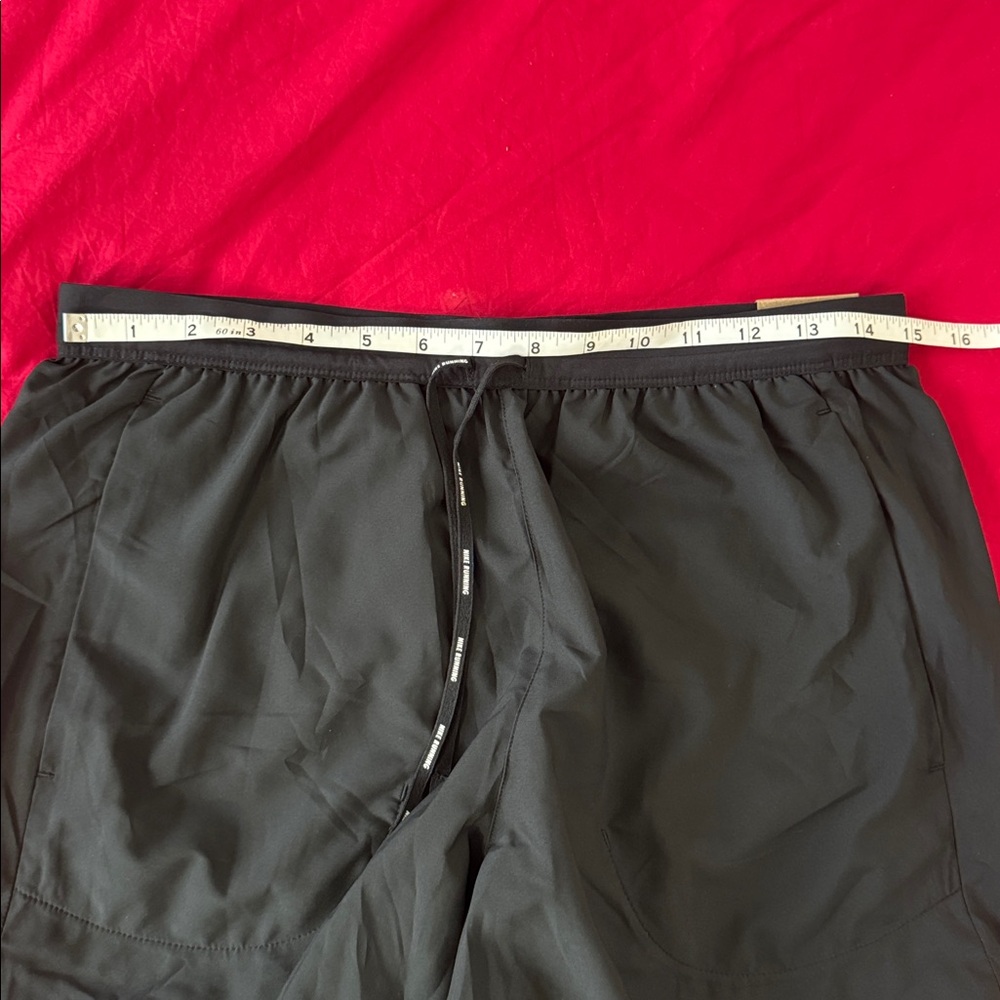 Nike Men's Black Athletic Shorts - Picture 5 of 6